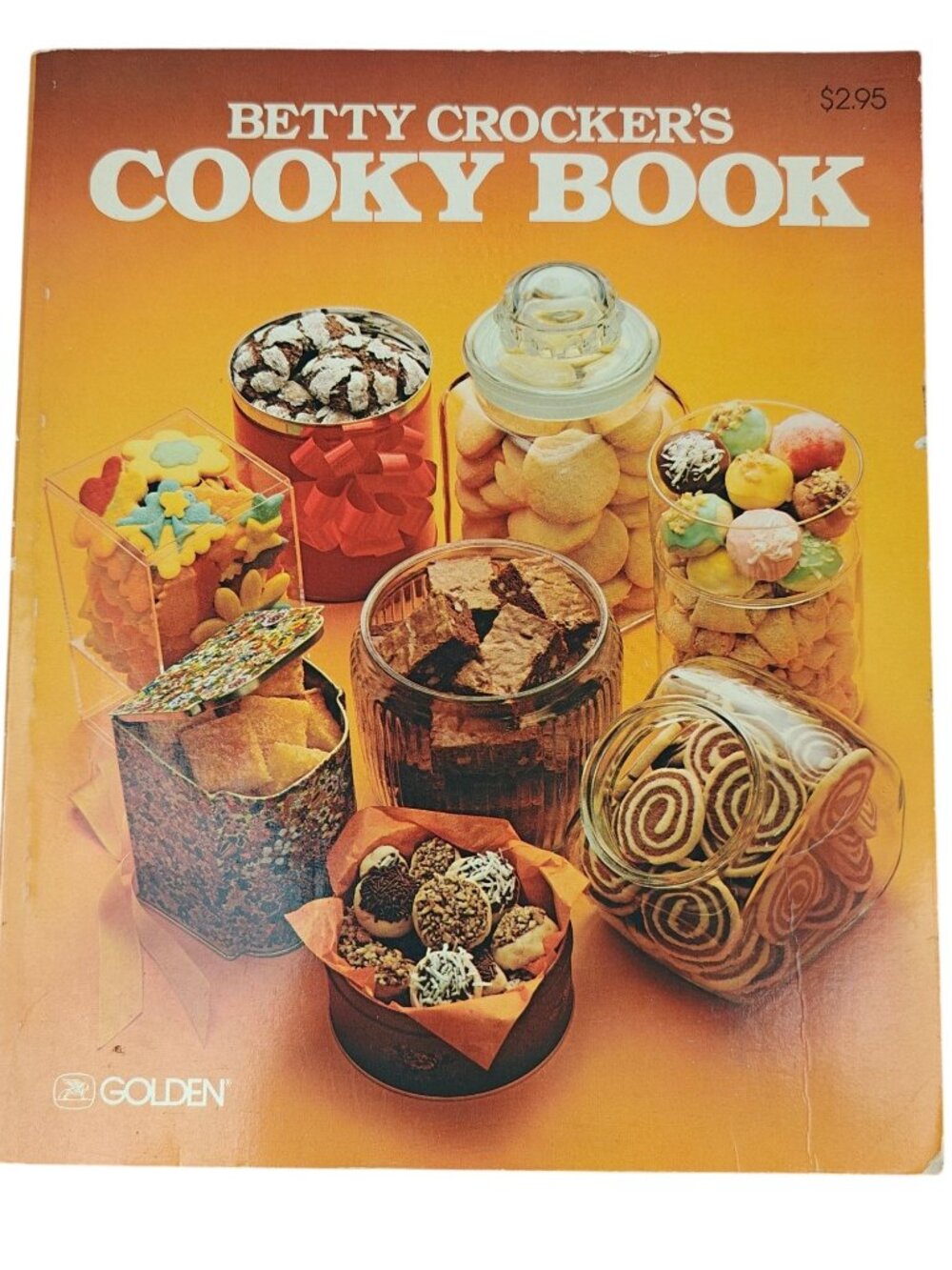 Betty Crocker's Cooky Book Golden Press 1978 Illustrated Paperback Recipe Book
